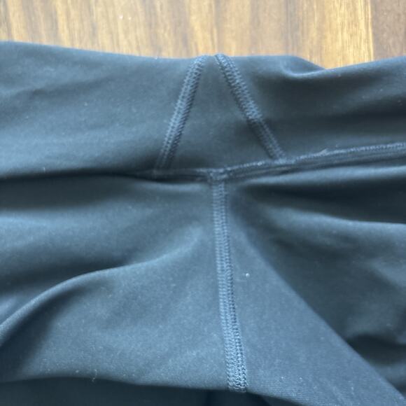 Size 4 Lululemon Mapped Out High Rise Tight 28" Black Florid Flash - Picture 8 of 8